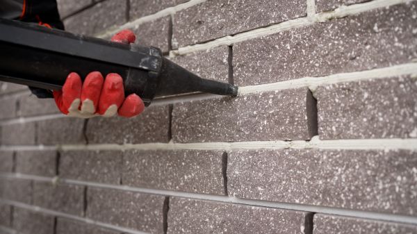 Masonry Tuckpointing in Lenexa